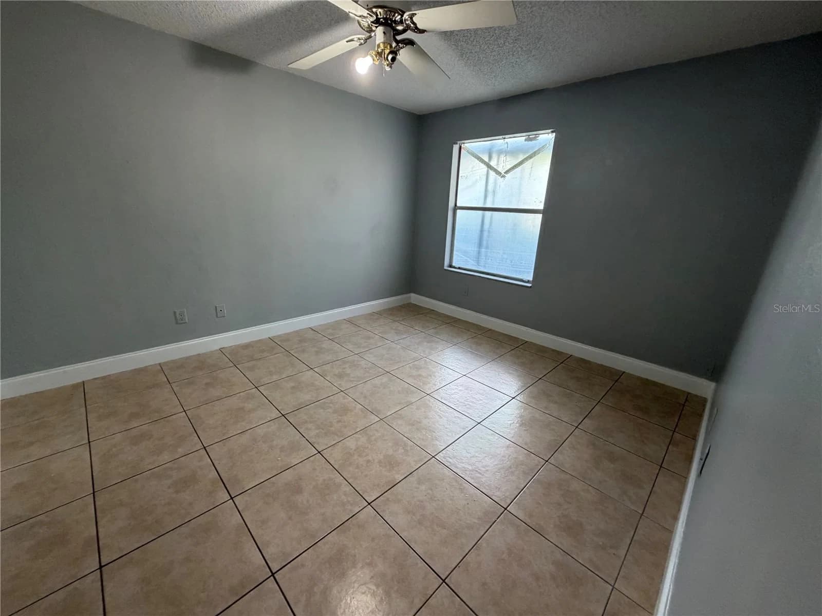 4658 COMMANDER Drive #817 5