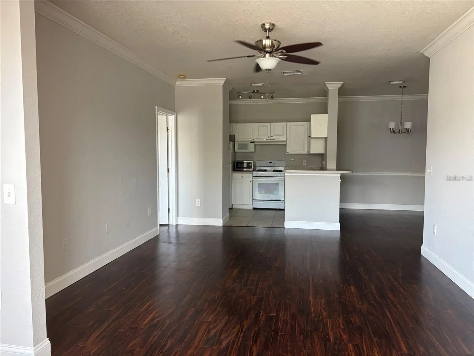 3325 KIRKMAN 5