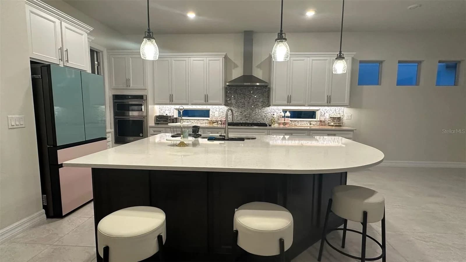8083 LEAF GROVE Circle, Orlando, FL 32836 2