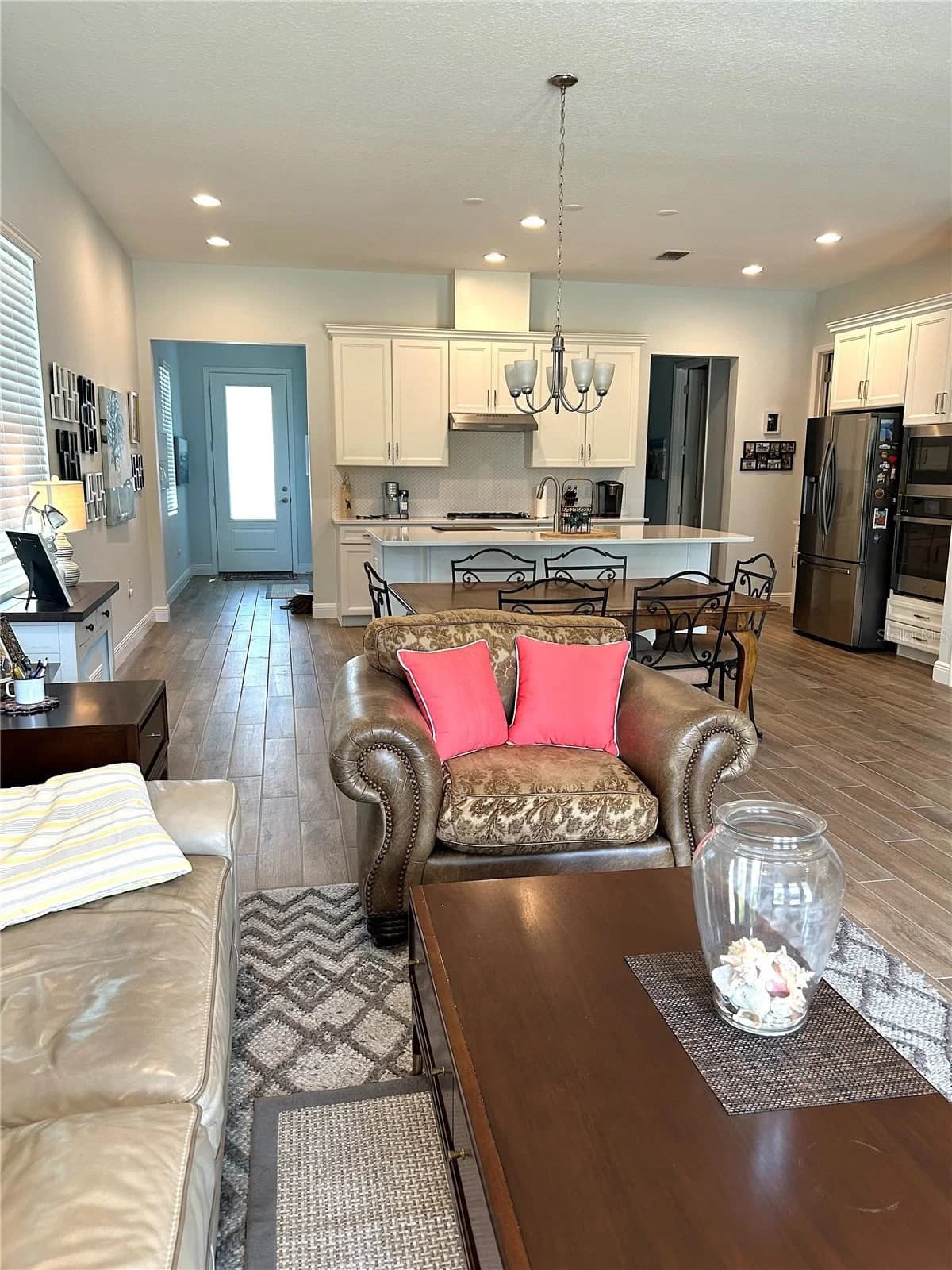 2042 KEY BAY 5