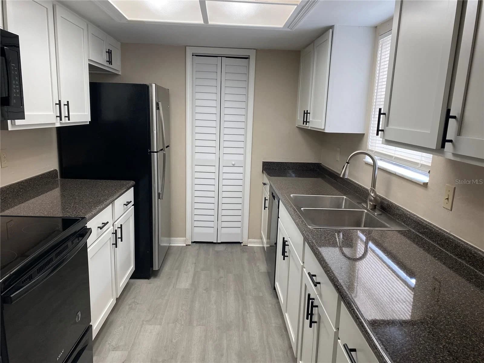 6763 MAGNOLIA POINTE 4