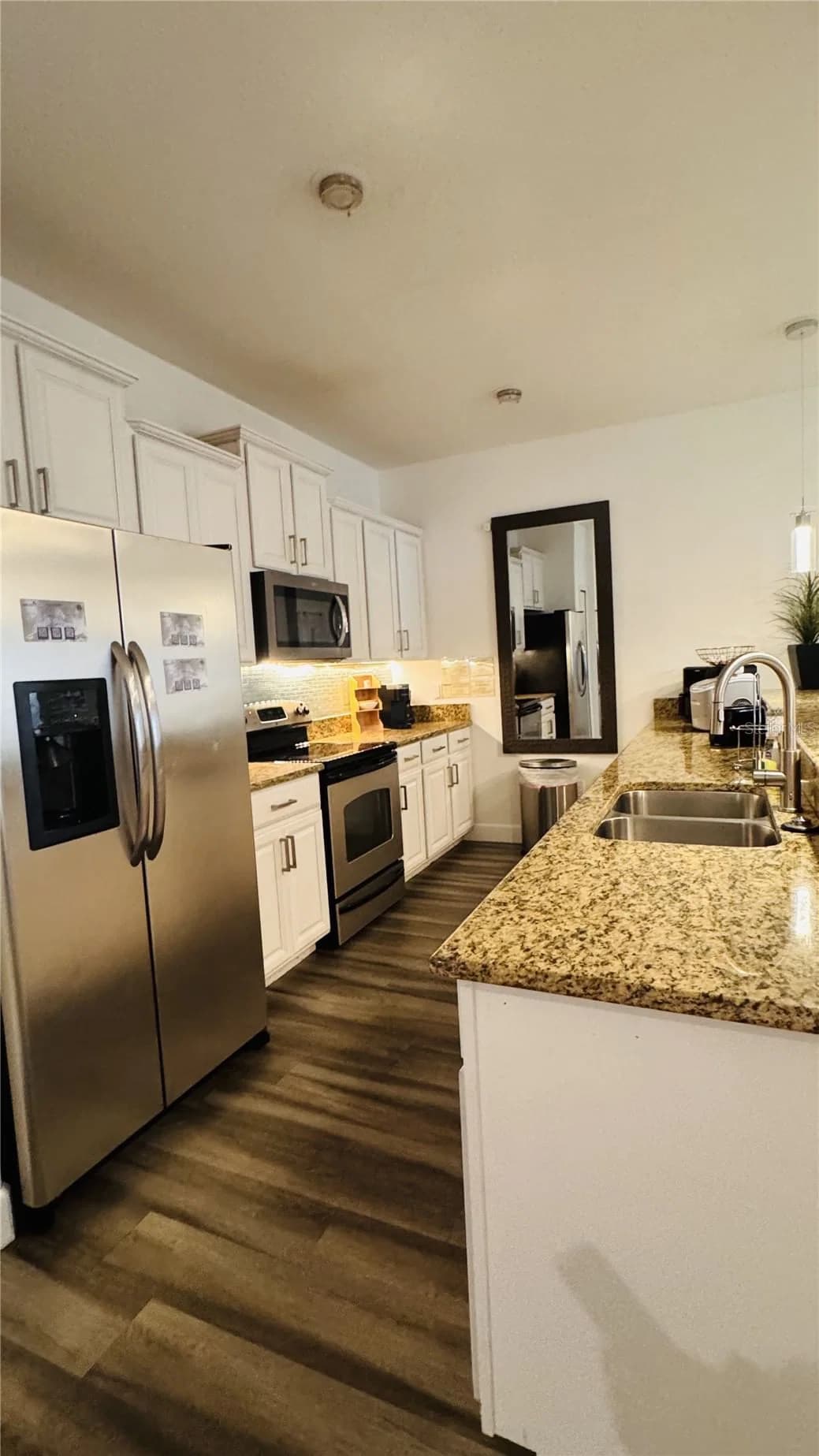 3037 BEACH PALM 3