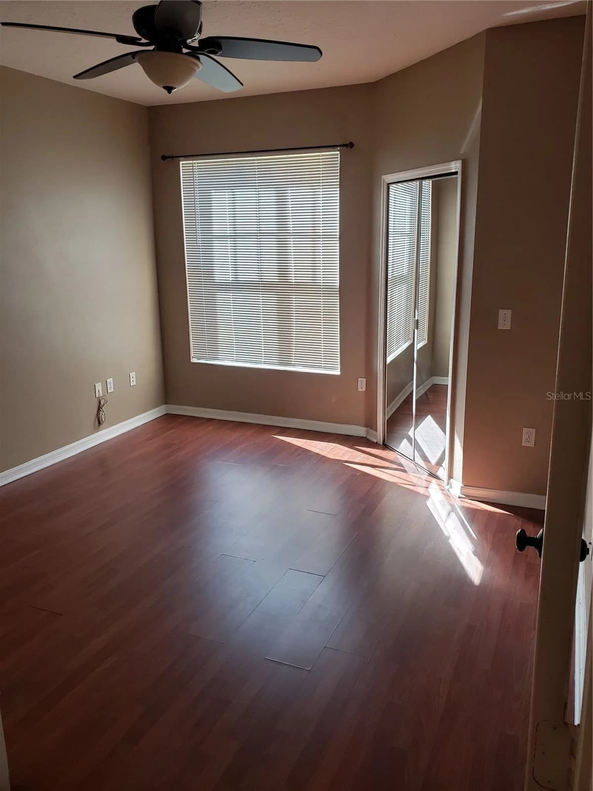 5500 METROWEST Boulevard #14-111 4