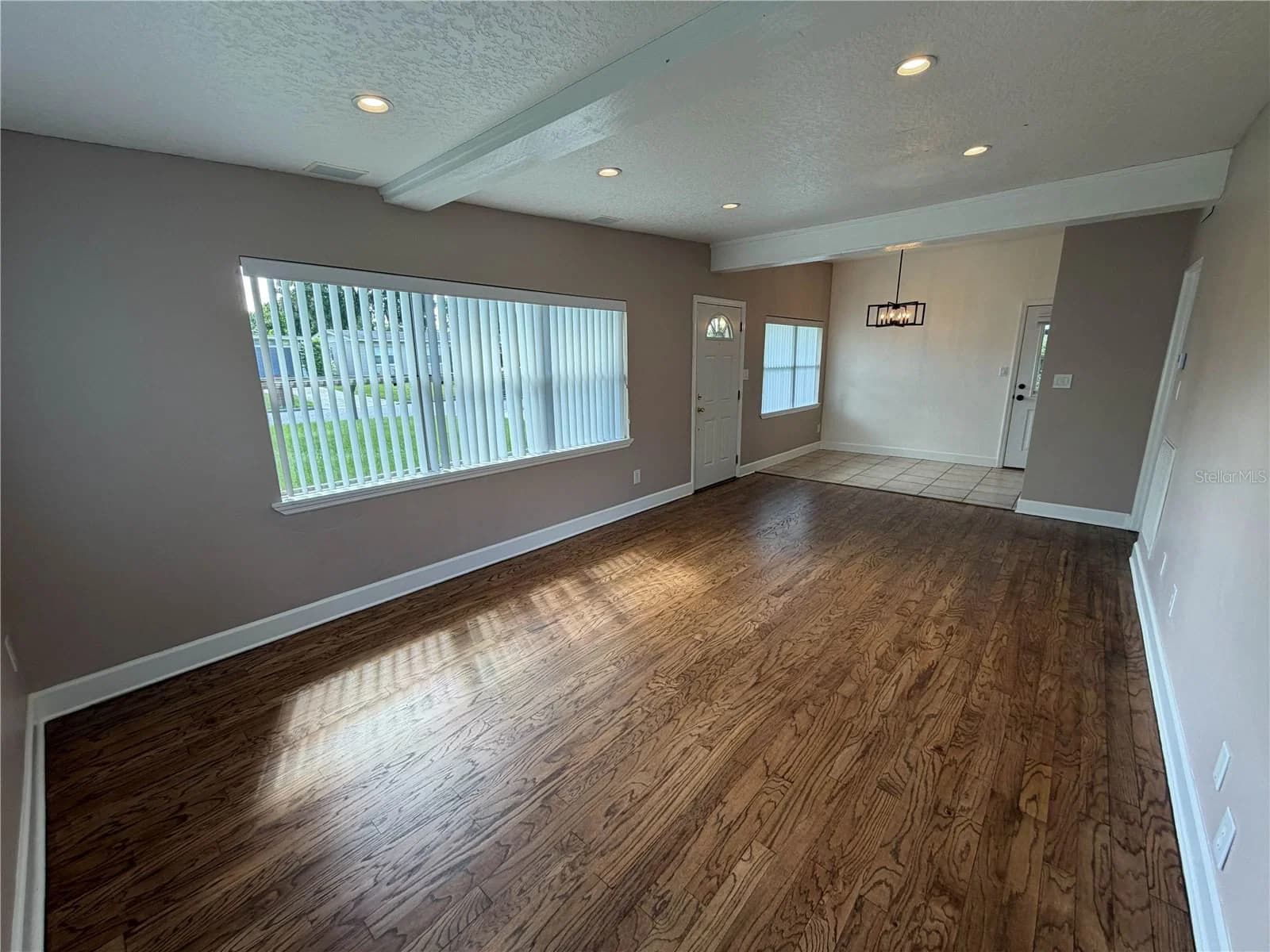 4008 MONTROSE 4