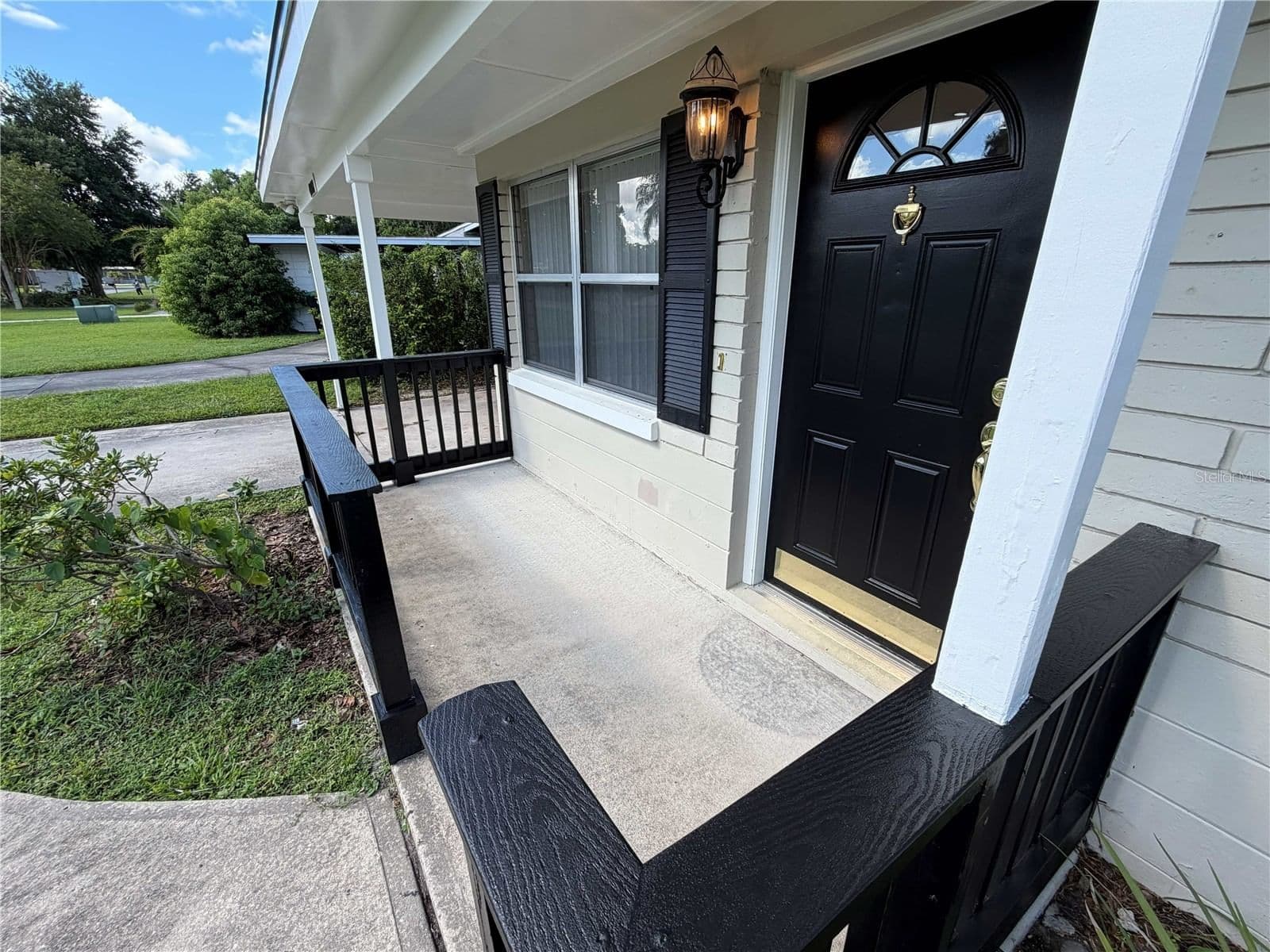 4008 MONTROSE 2