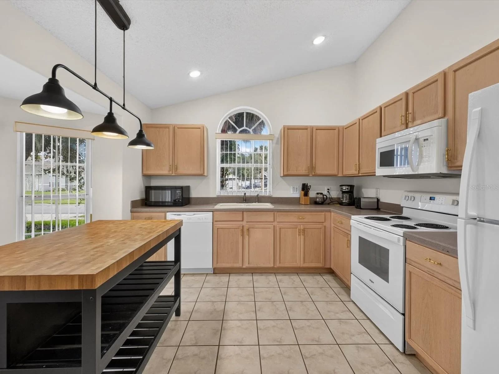 8014 SPRING CREEK 5