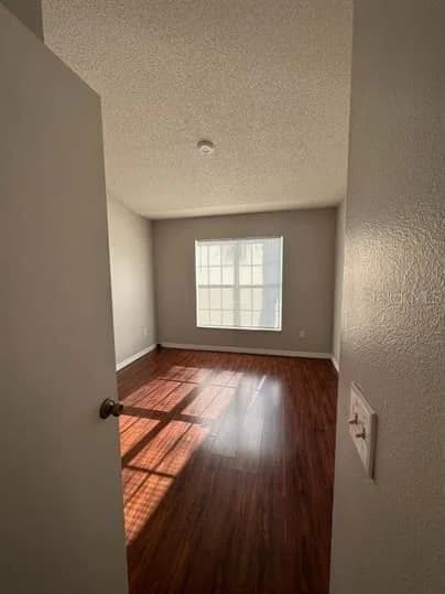 2147 CYPRESS BAY 4