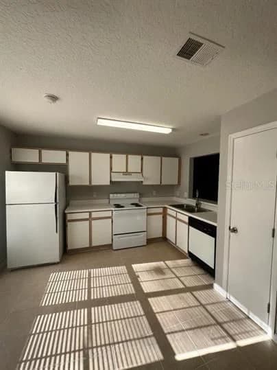 2147 CYPRESS BAY 2