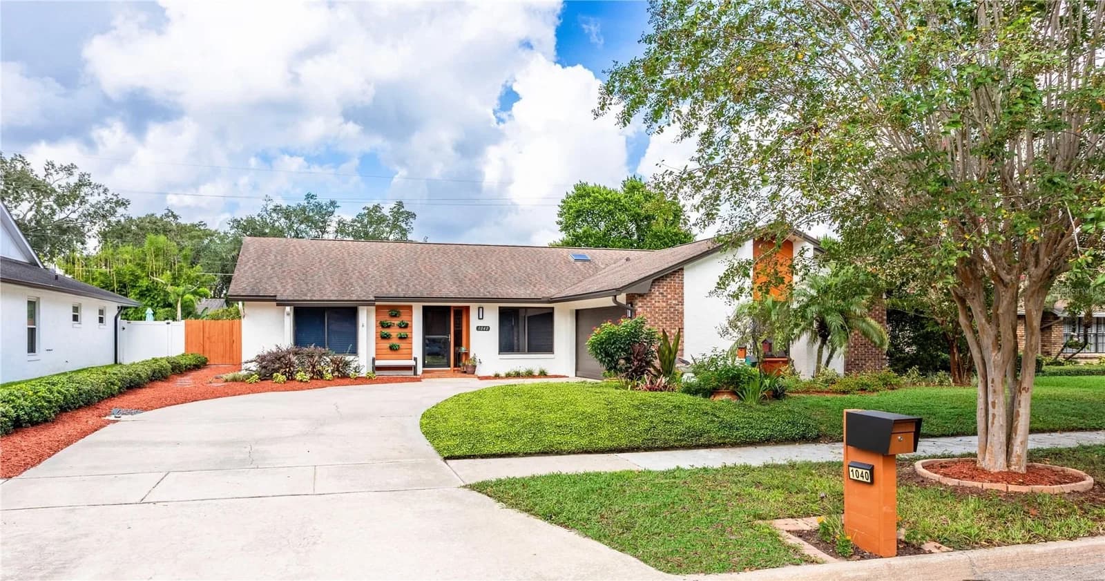 1040 PALADIN Court, Orlando, FL 32812