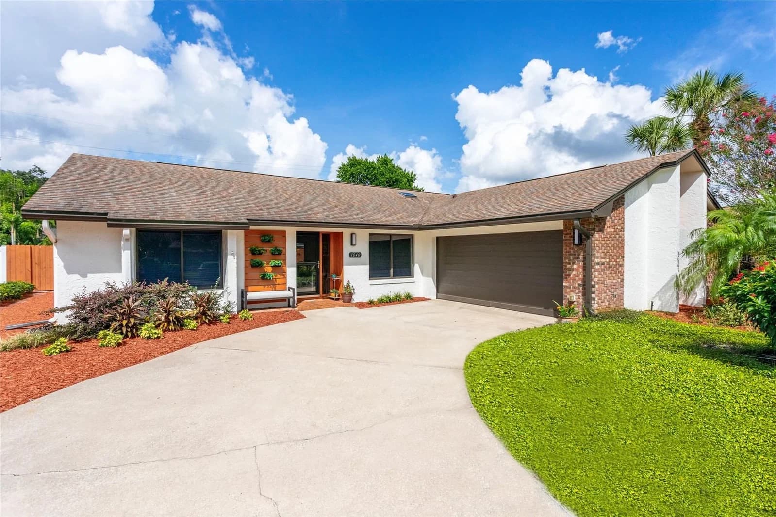 1040 PALADIN Court, Orlando, FL 32812 2