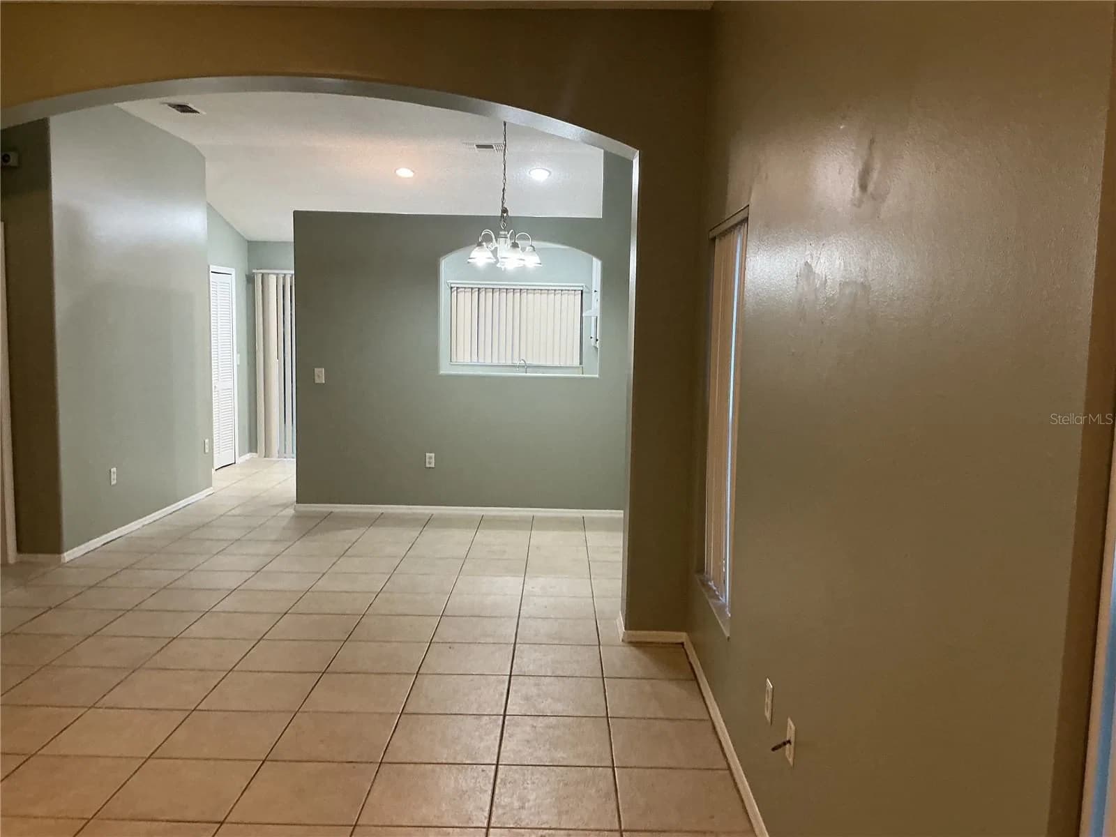 13923 CORRINE KEY 4