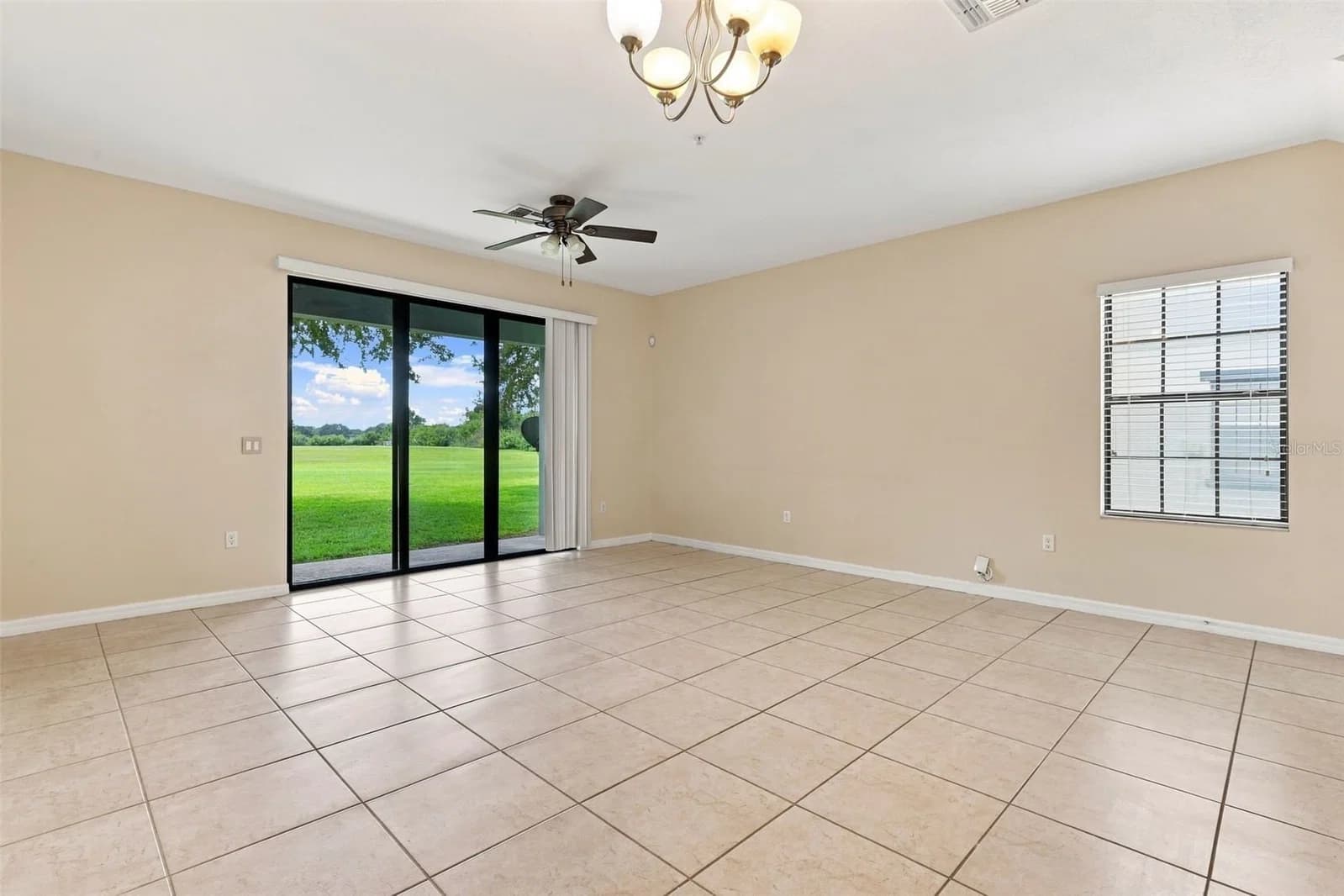 20630 MAXIM Parkway, Orlando, FL 32833 2