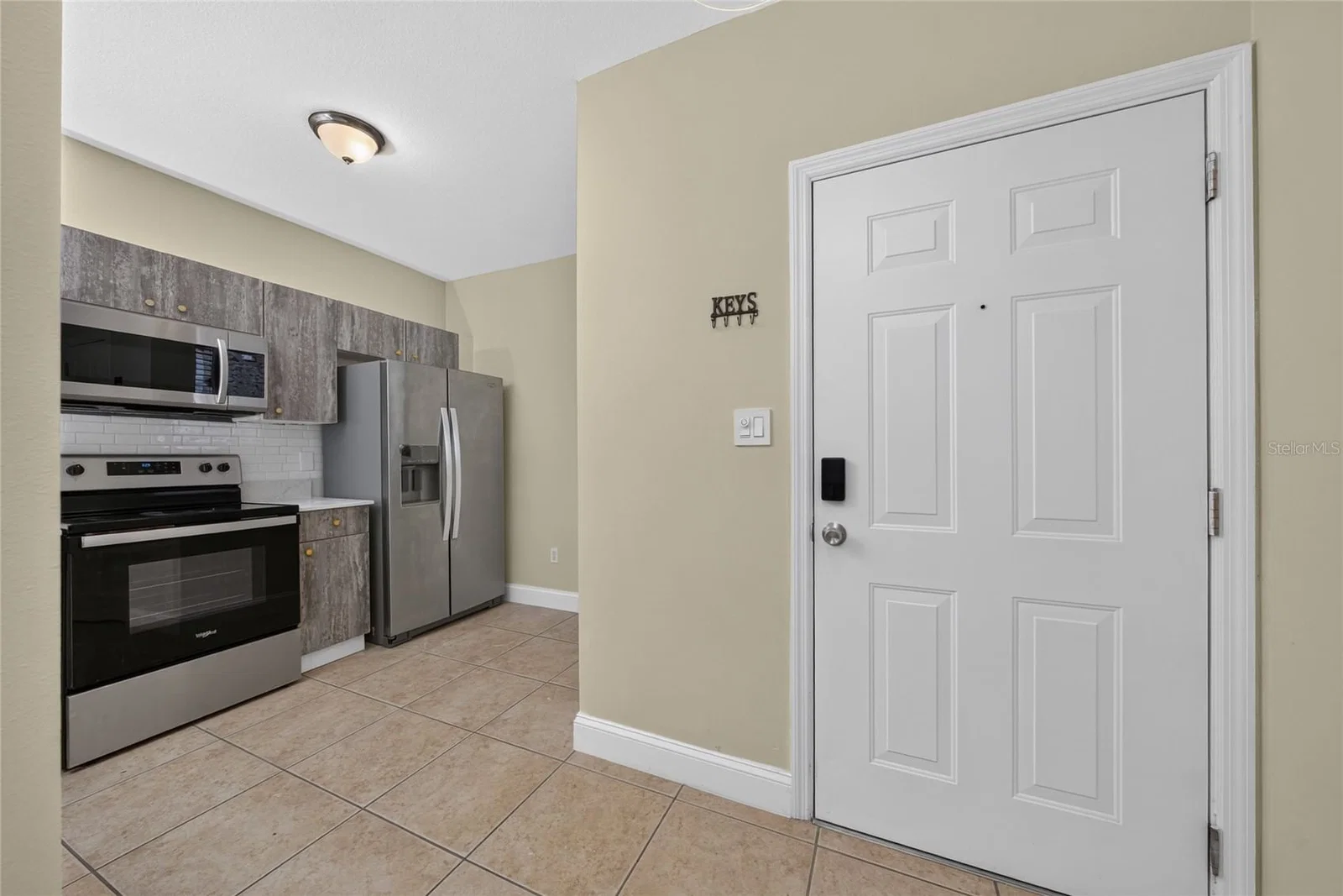 515 VILLA DEL SOL Circle #205 4