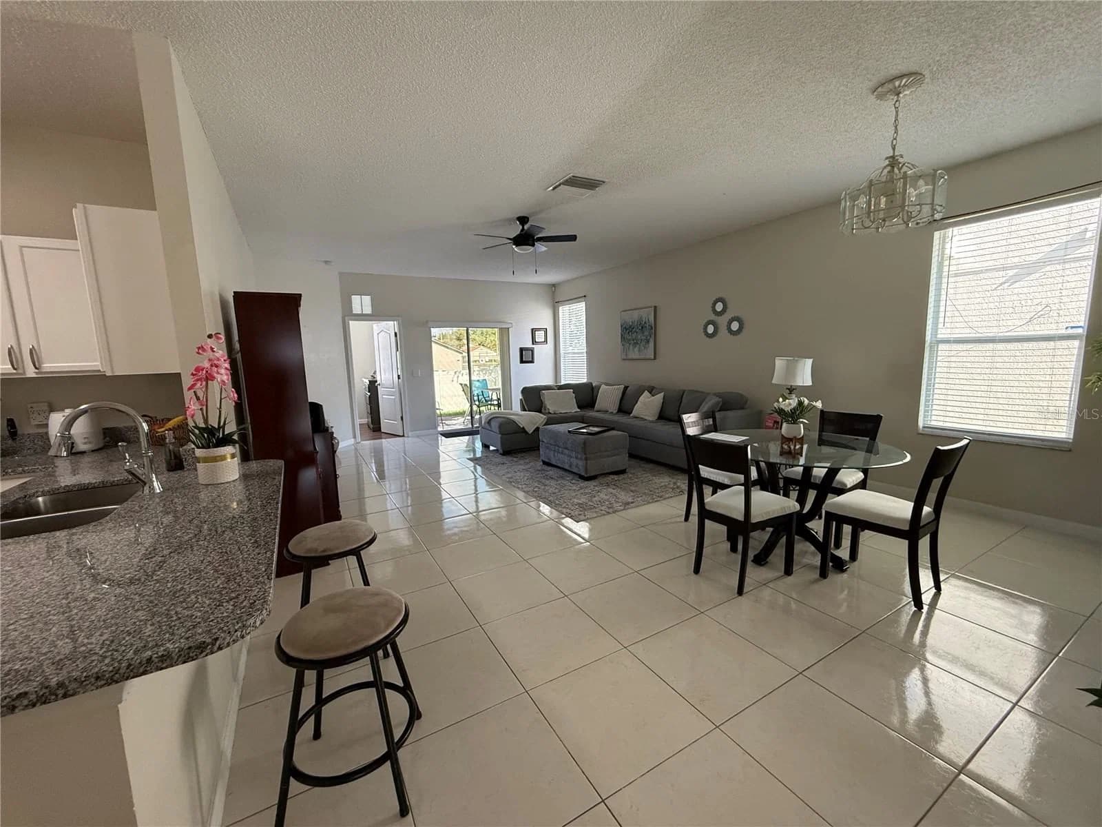 5727 VISTA LINDA Drive 4