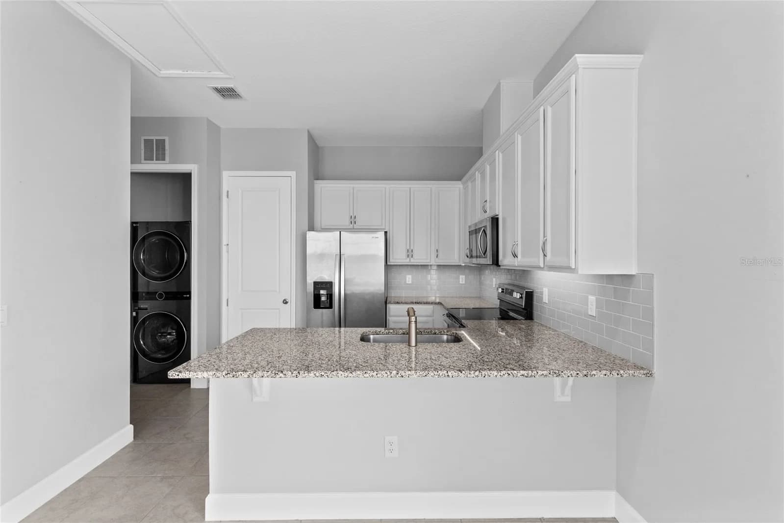 13825 LIPPMAN, Orlando, FL 32827 3