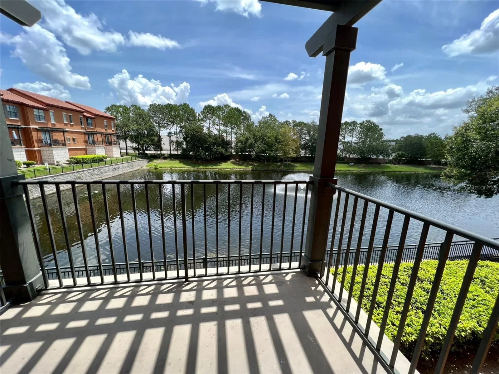6111 METROWEST Boulevard #106 4