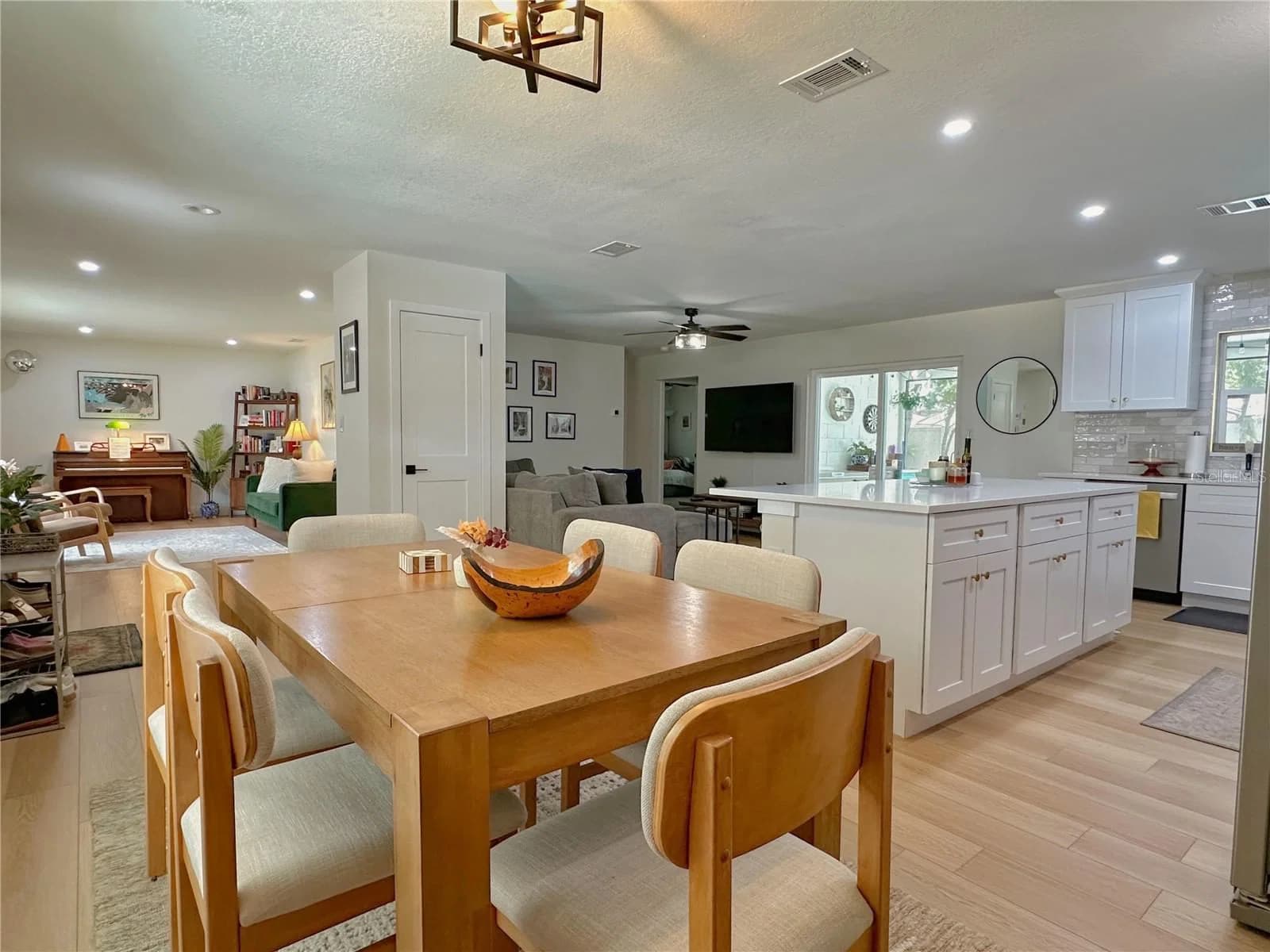 4858 BRENDA Drive 5