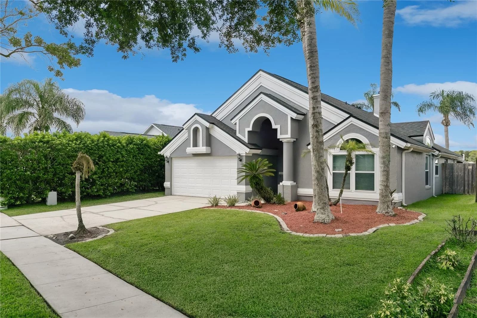 2450 ISLAND CLUB Way 5