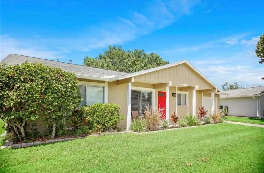 10526 LINGER Lane, Orlando, FL 32821 2