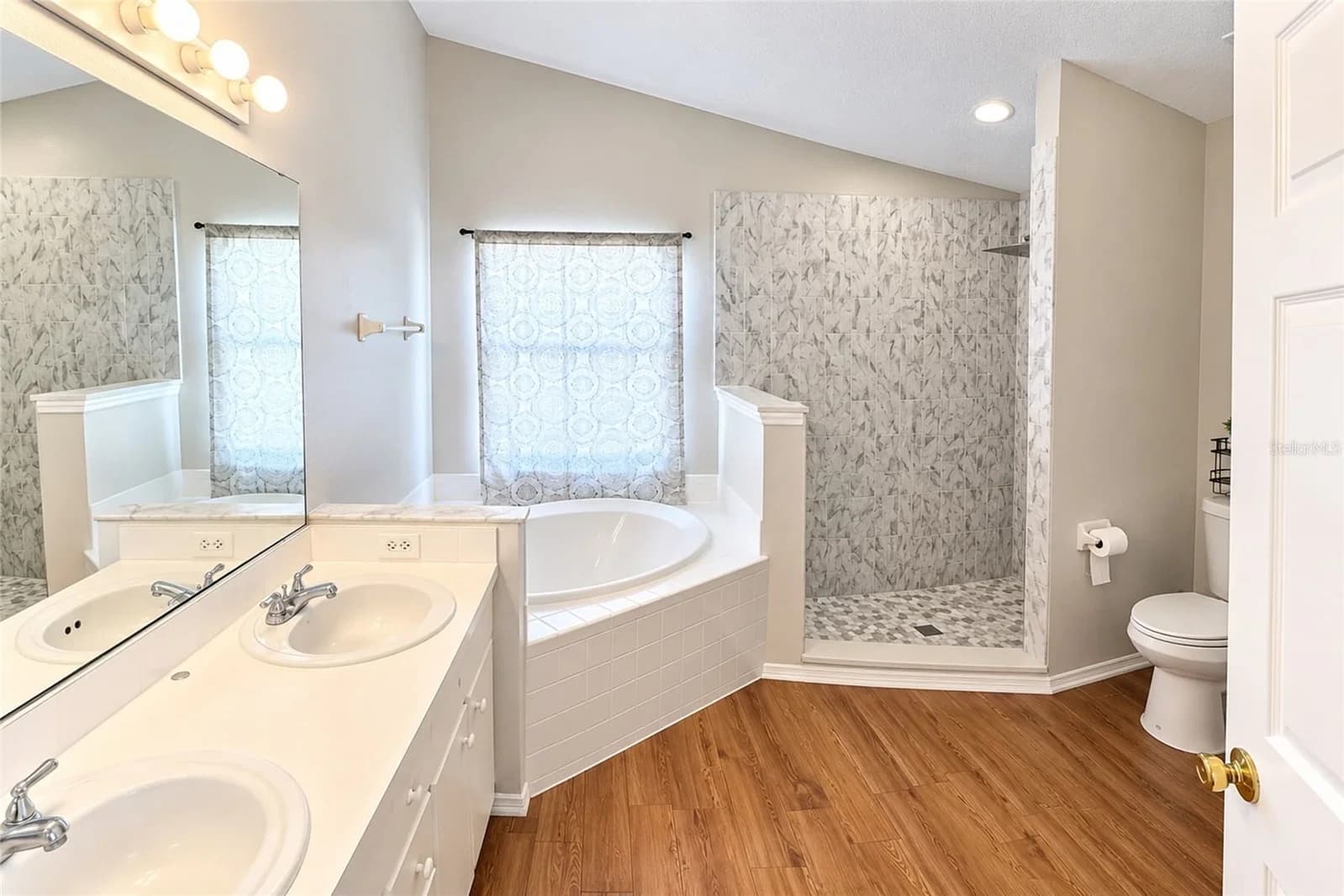 7919 TUMBLEWEED Court 5