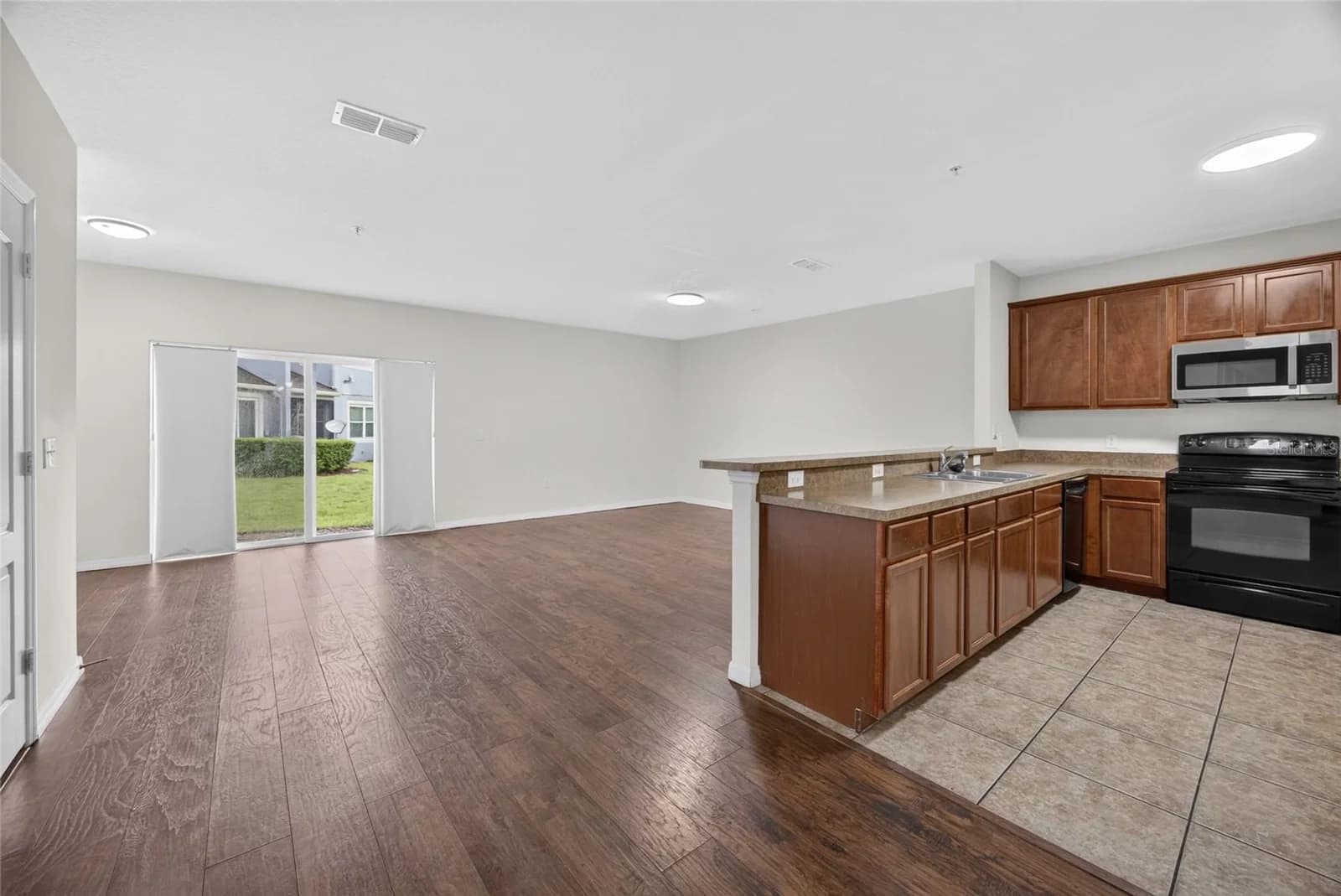 2358 CHATHAM PLACE 5