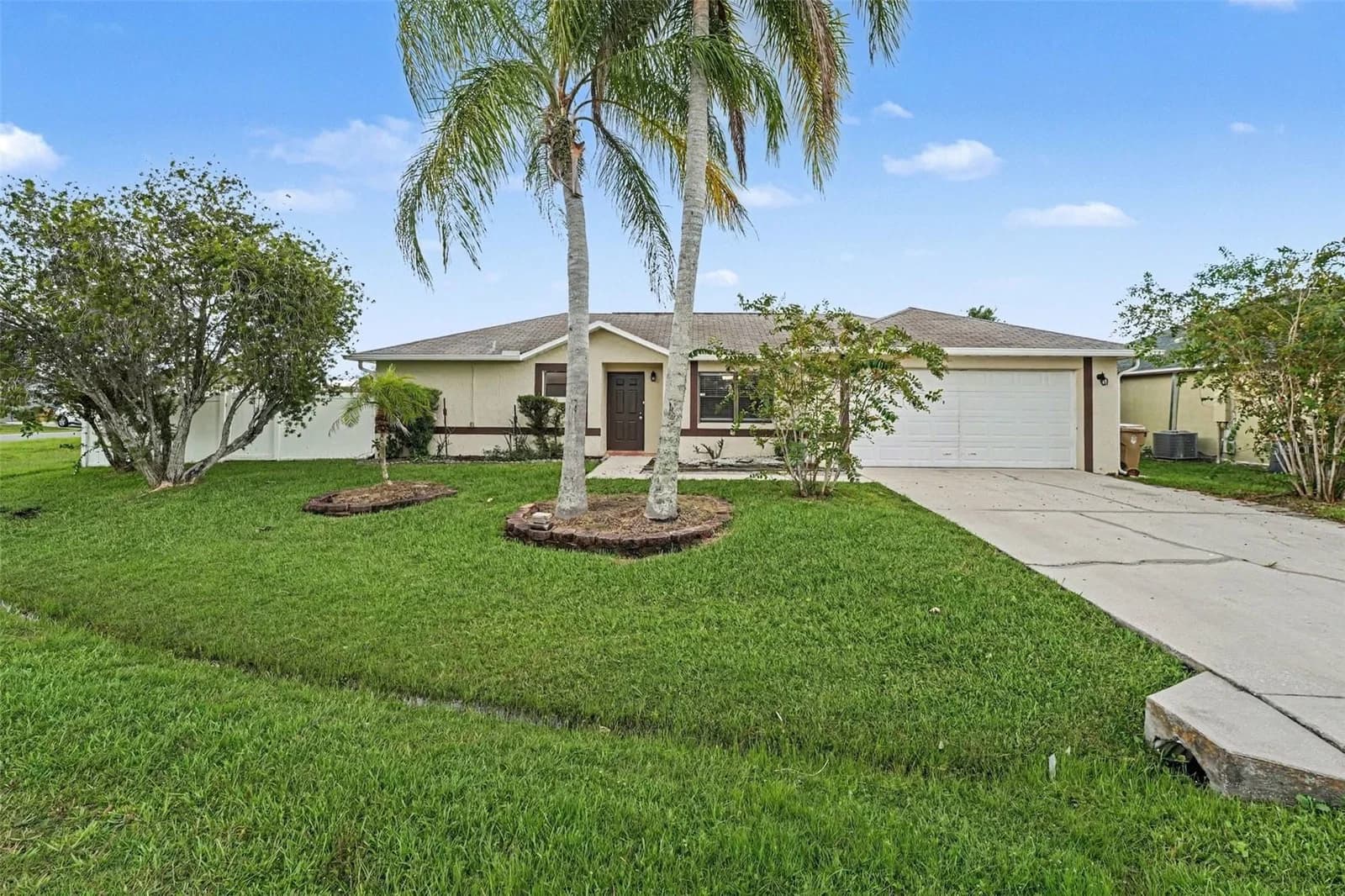 32 YORK Court, Kissimmee, FL 34758