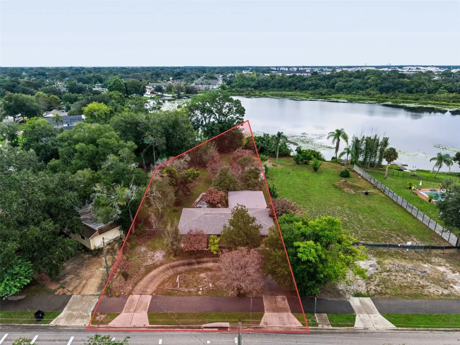 1111 BUMBY Avenue, Orlando, FL 32803