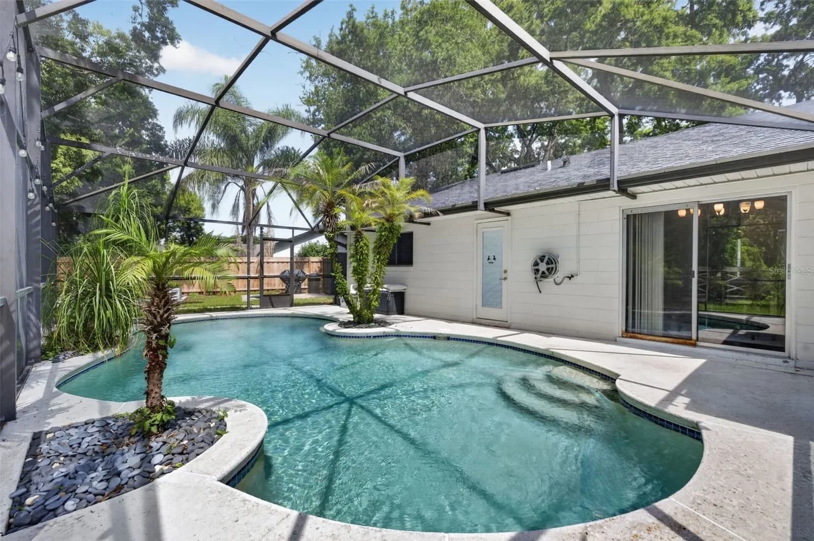7767 COMPASS Drive, Orlando, FL 32810 2