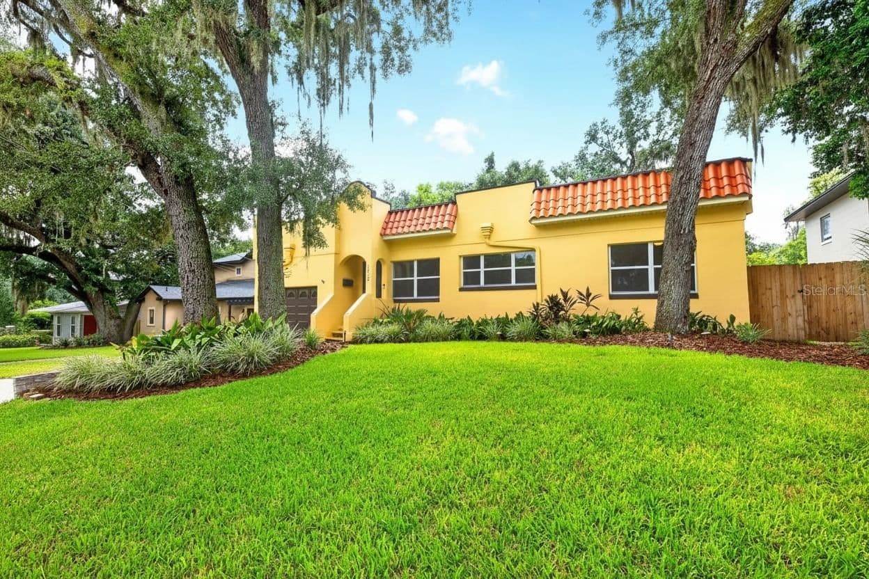 1212 ELMWOOD Street, Orlando, FL 32801
