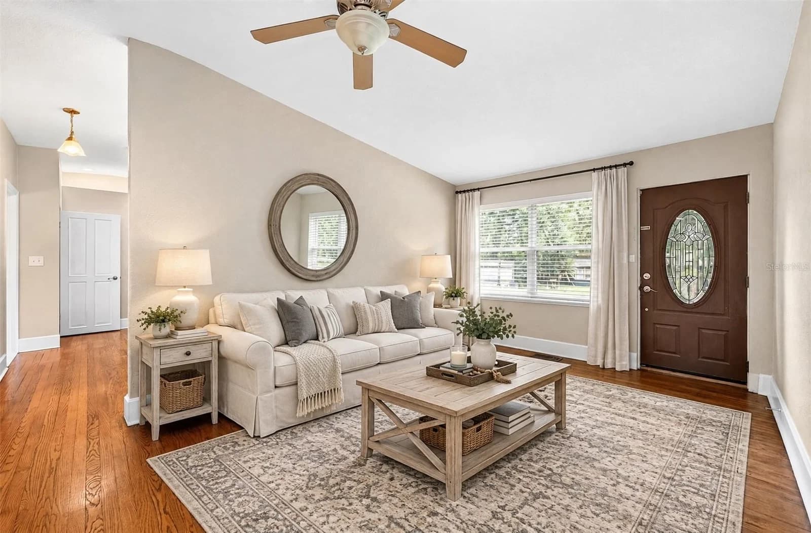 1212 ELMWOOD Street, Orlando, FL 32801 3