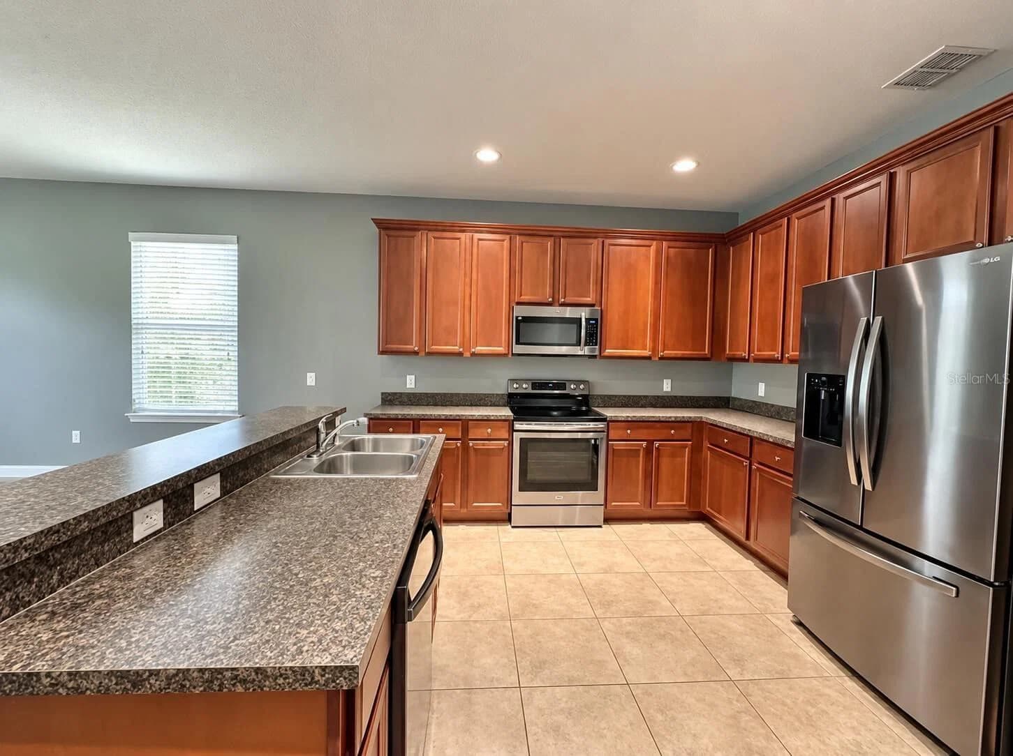 13303 MOSS PARK RIDGE Drive, Orlando, FL 32832 3