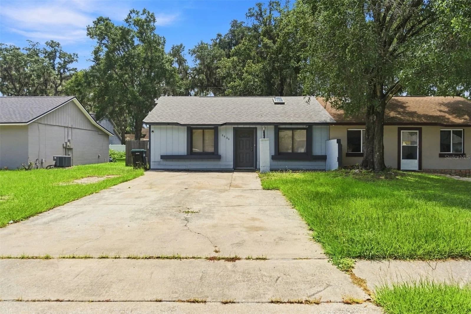 9966 BURL Way, Orlando, FL 32817 2