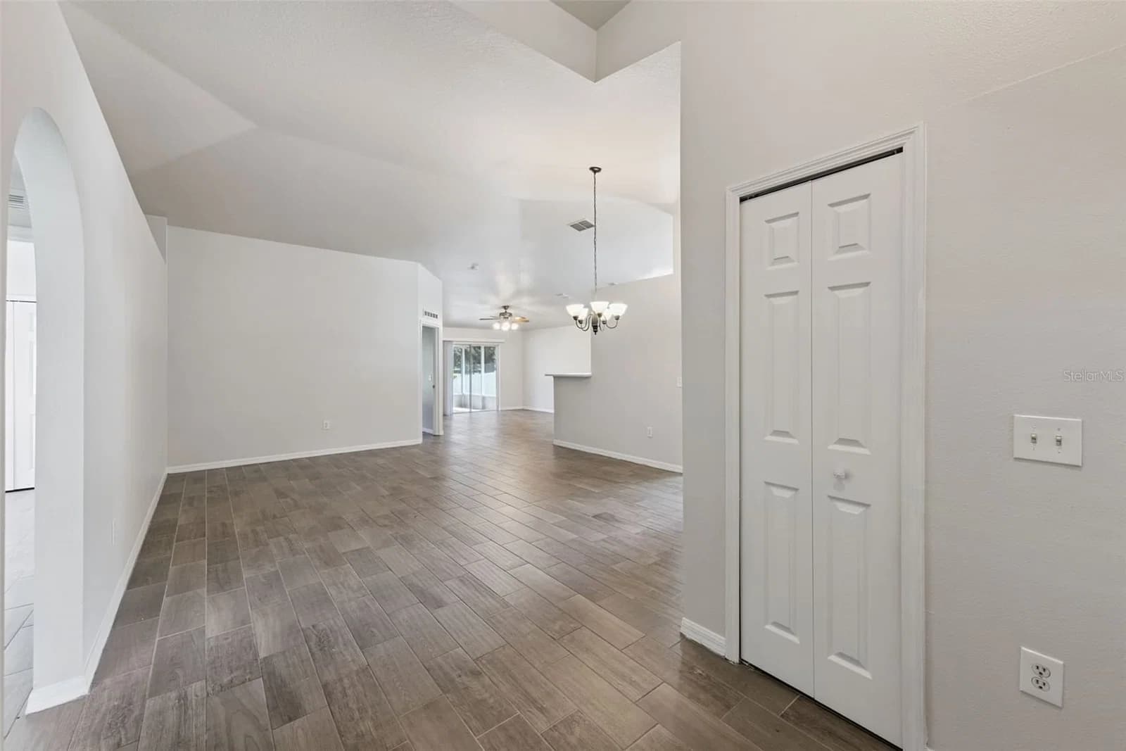 1906 CORNER GLEN Drive, Orlando, FL 32820 3