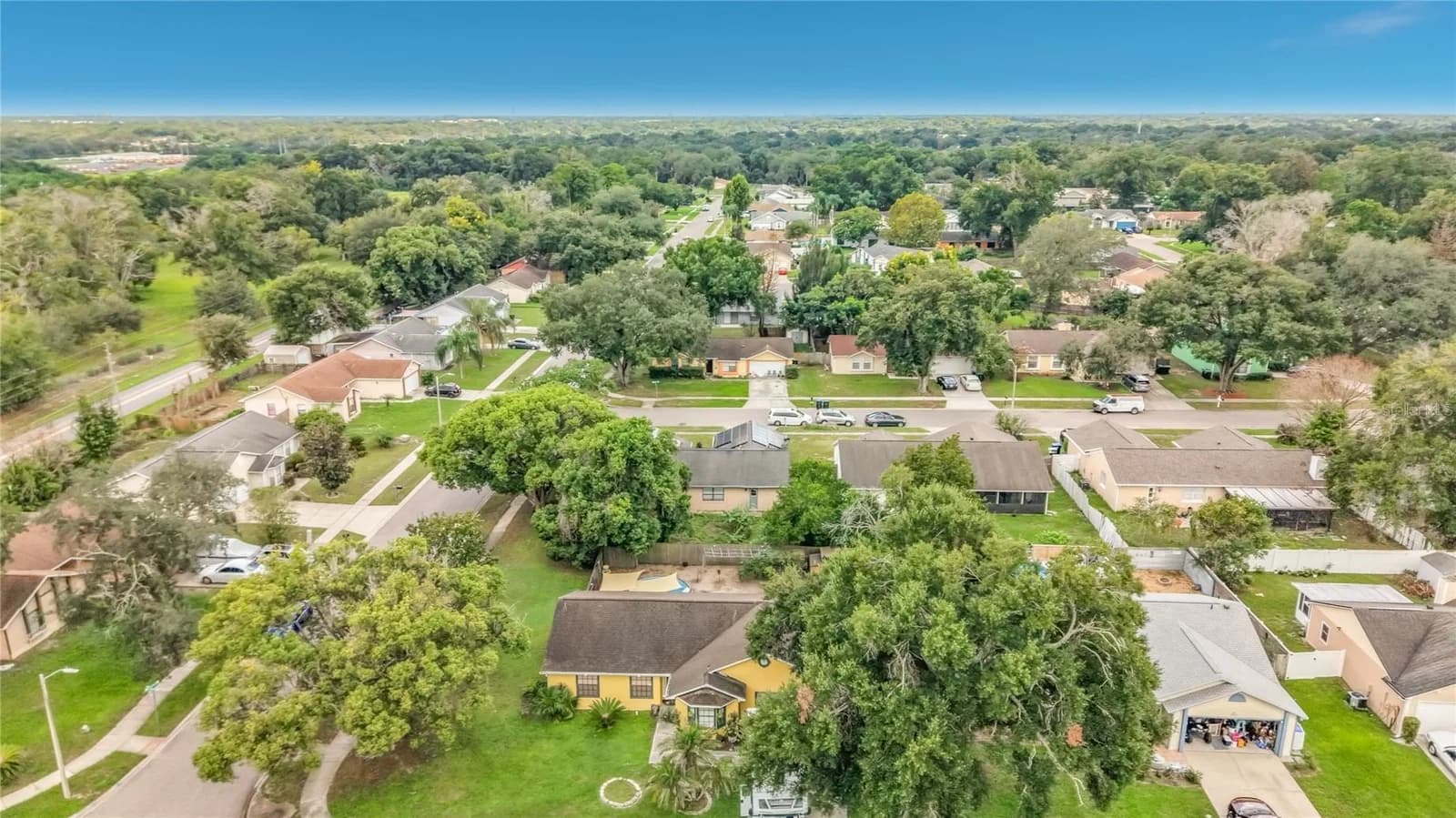 5470 HIGGINS Way, Orlando, FL 32808 2
