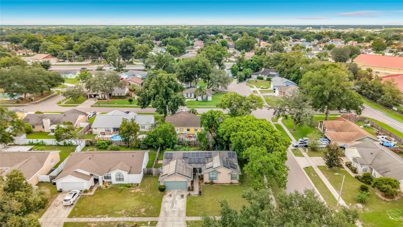 5470 HIGGINS Way, Orlando, FL 32808 3