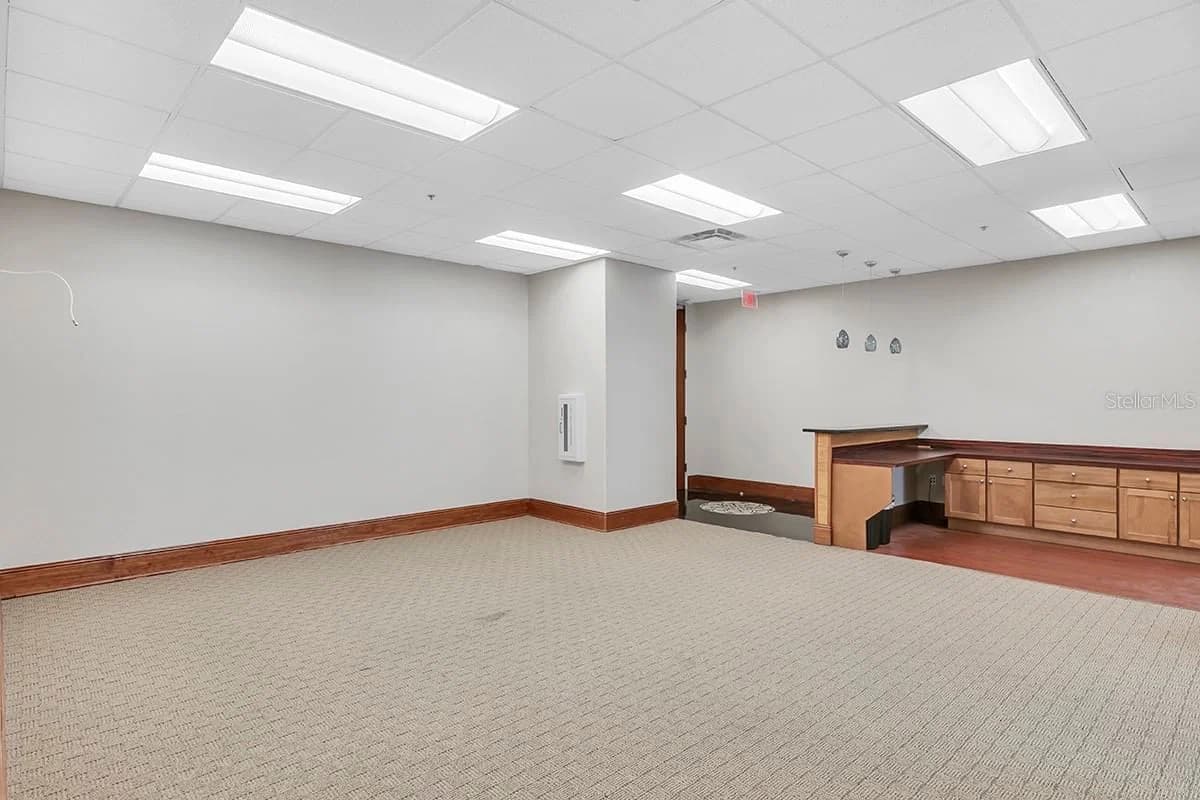 189 ORANGE Avenue #1110 5