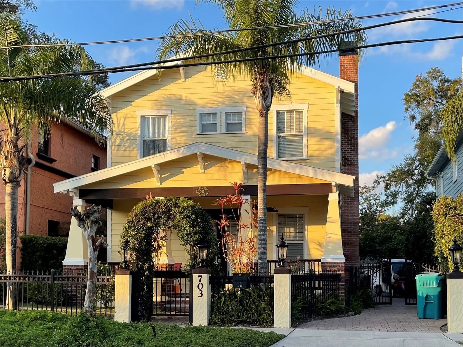 703 AMELIA Street, Orlando, FL 32803 2