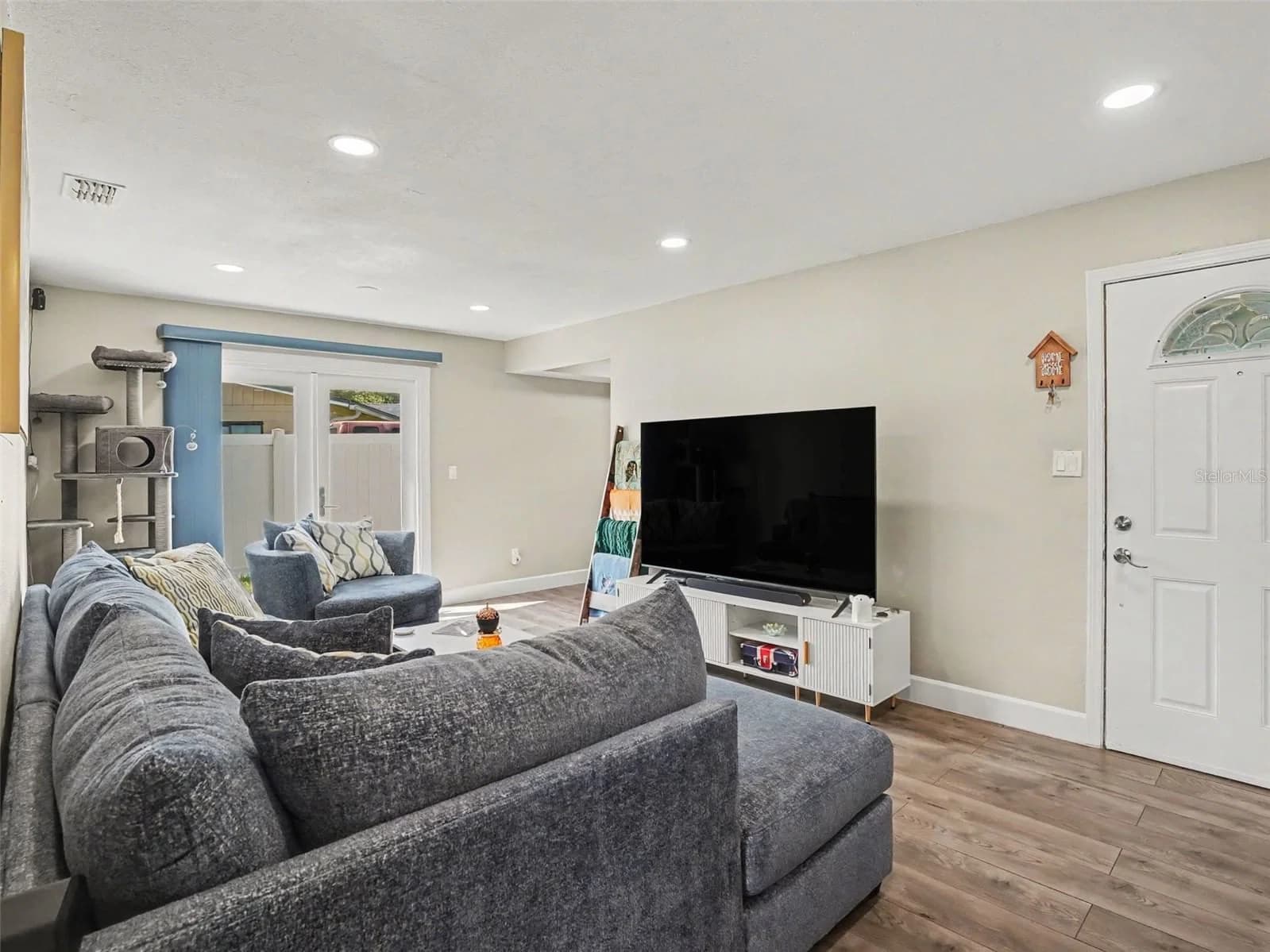 315 AMADOR Circle 4