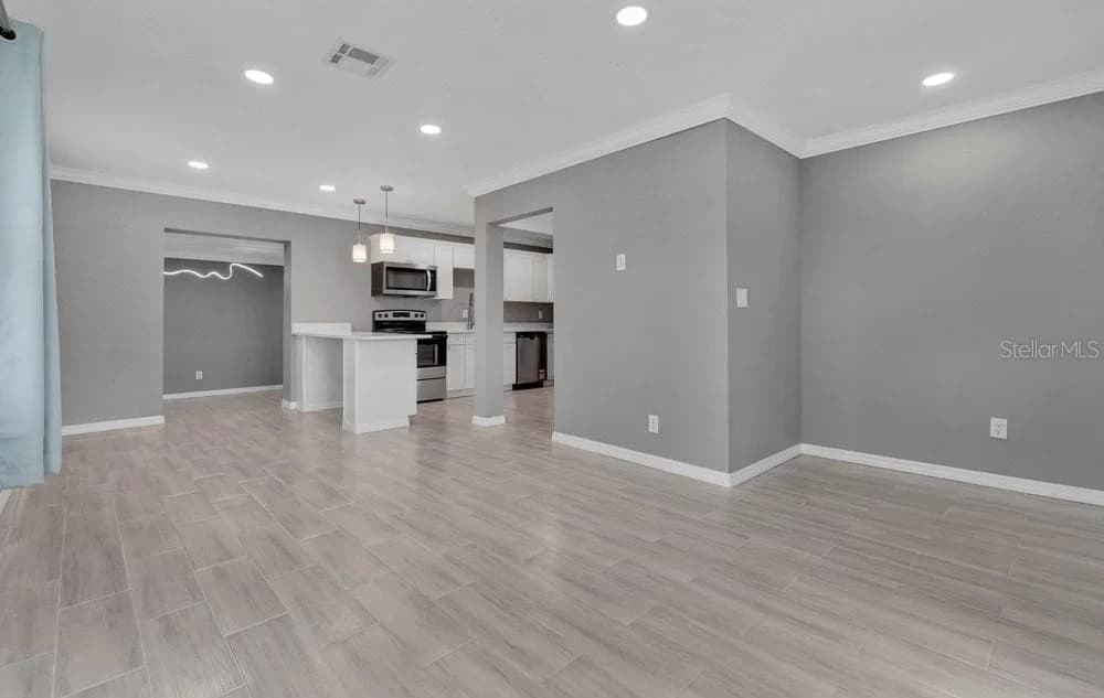 120 PRIMROSE Court 4