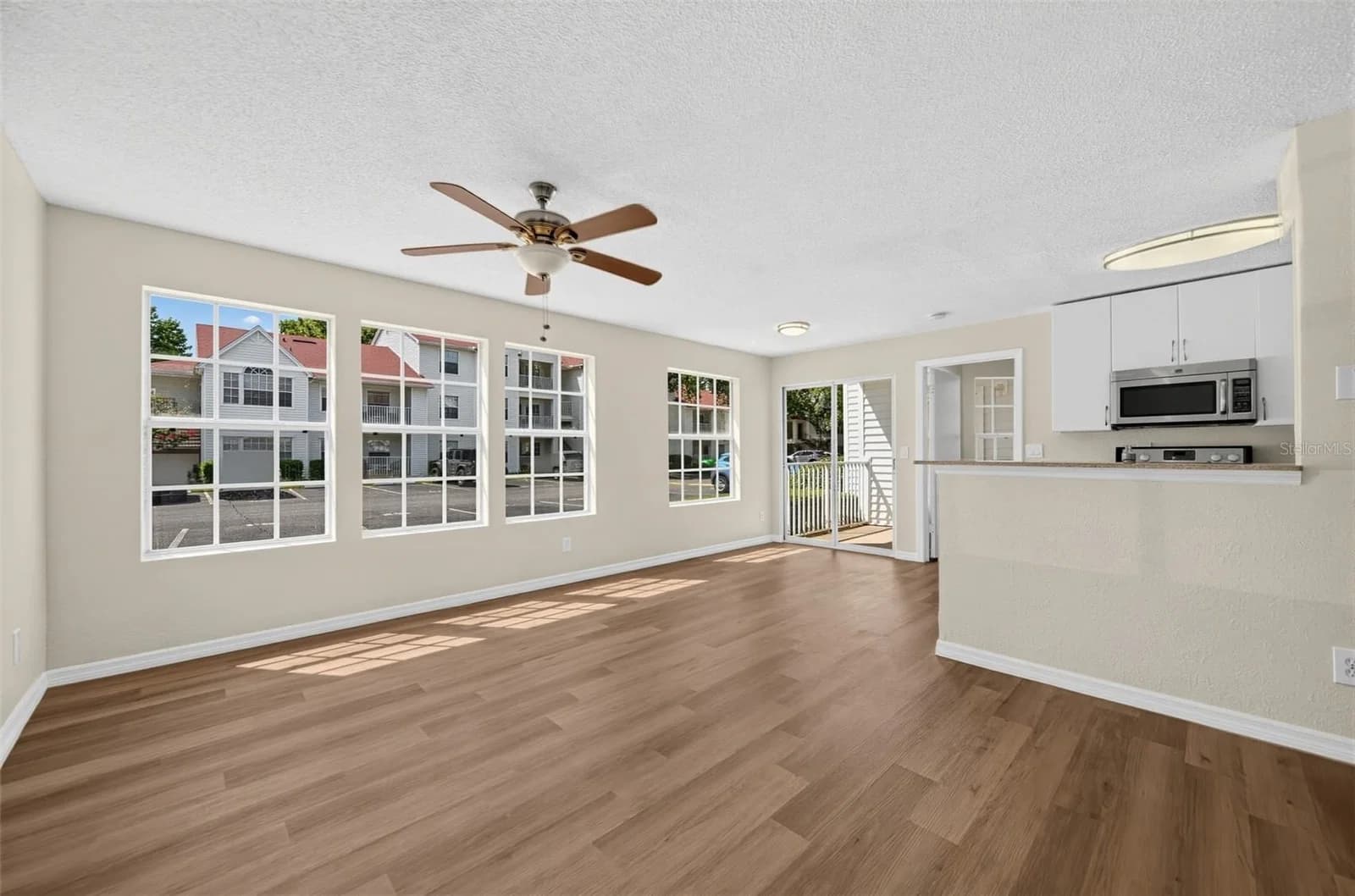 11550 WESTWOOD Boulevard #1211 5
