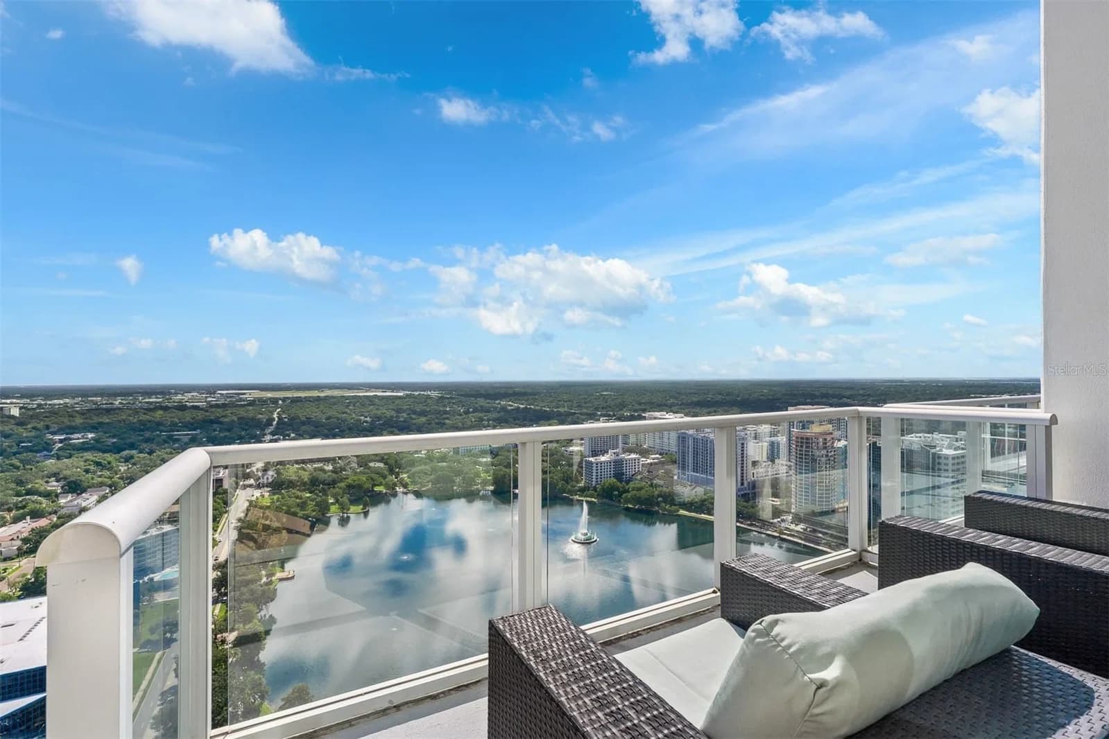 150 ROBINSON Street #3503, Orlando, FL 32801 3
