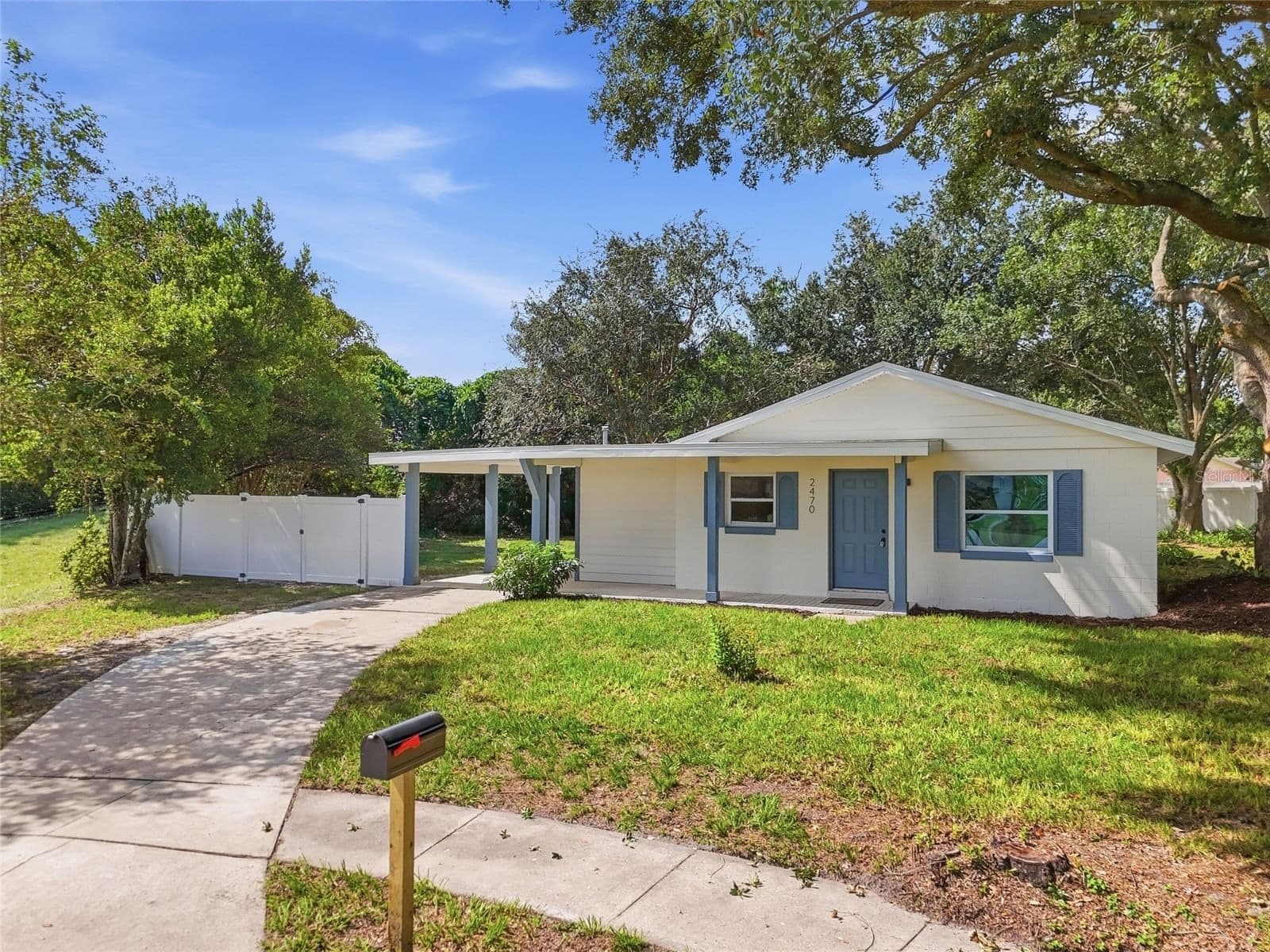 2470 IVAN Court, Orlando, FL 32807 2