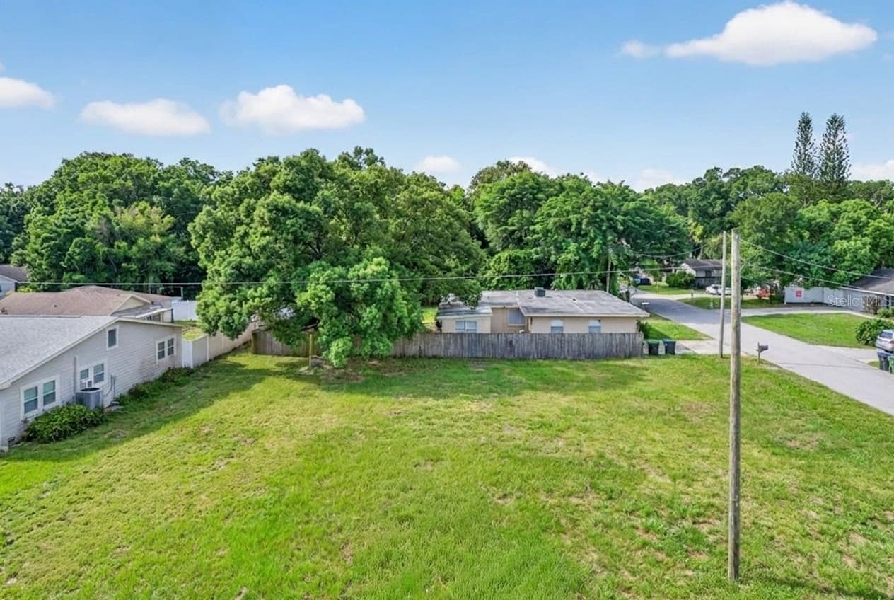 5102 SUNRISE Boulevard, Orlando, FL 32803 3