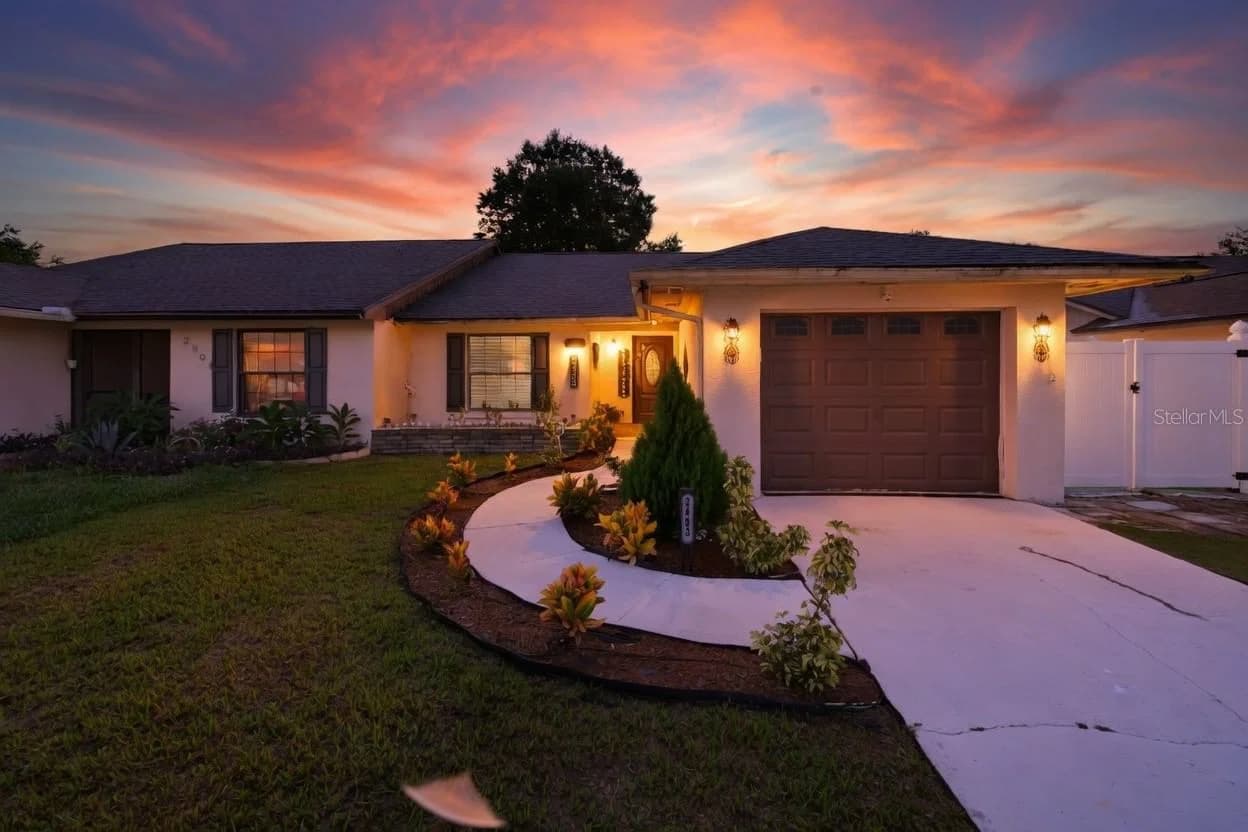 2483 LONG MEADOW Way, Orlando, FL 32817 2