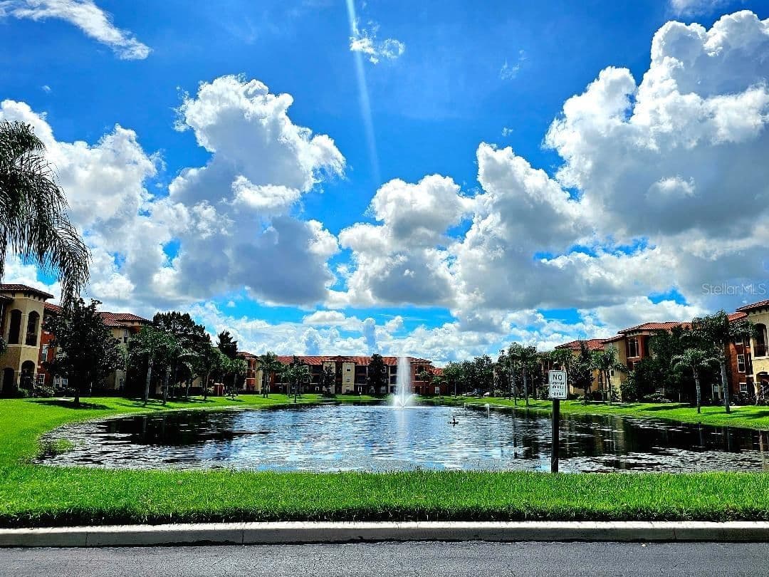 5572 METROWEST Boulevard #312 5