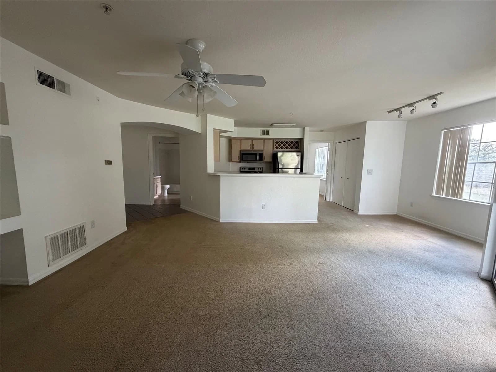 7250 WESTPOINTE Boulevard #1022 5