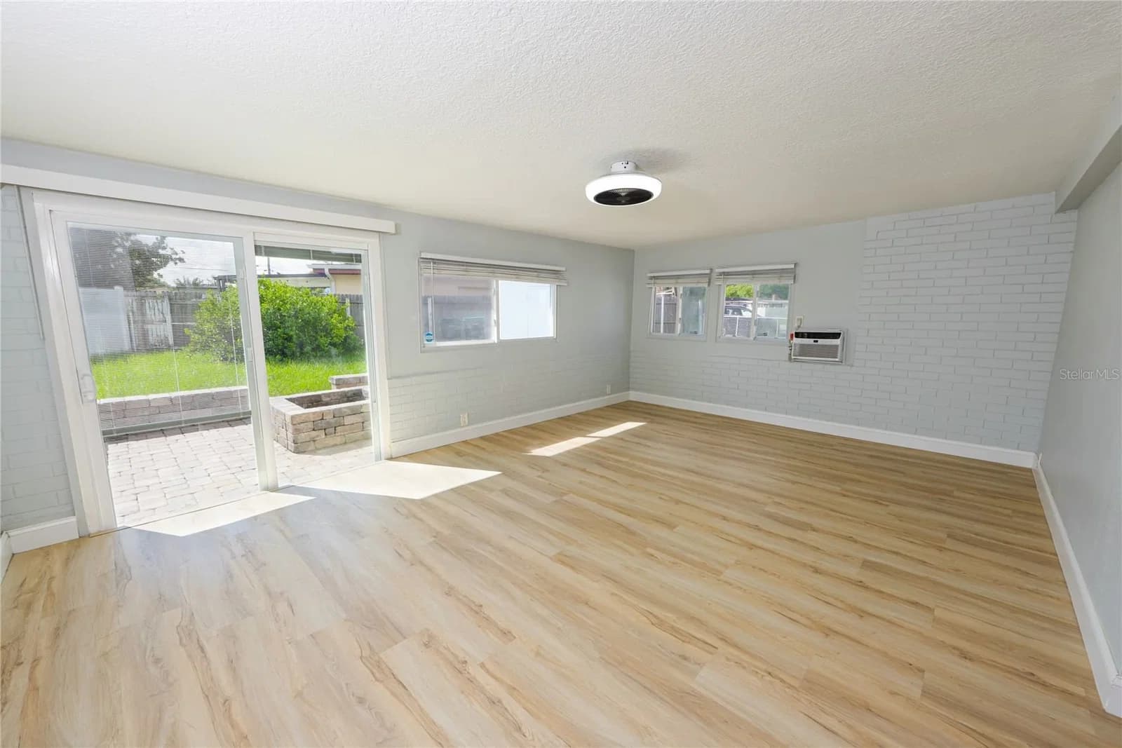 10900 ABIGAIL Street, Orlando, FL 32825 3