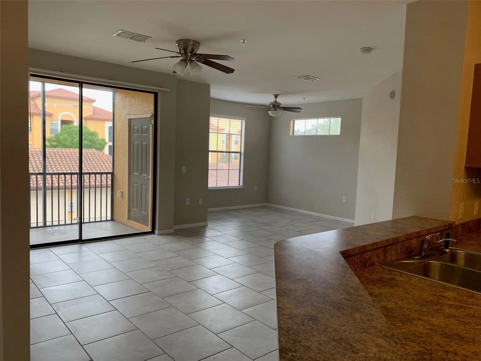 6159 METROWEST Boulevard #205, Orlando, FL 32835 2