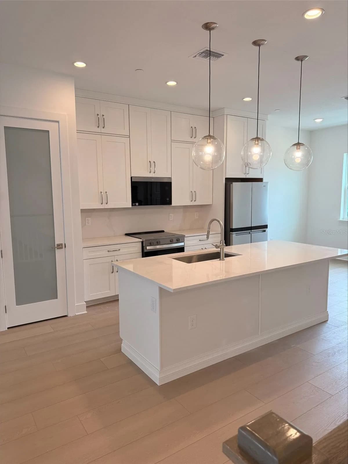 9148 SINATRA Lane, Orlando, FL 32827 3