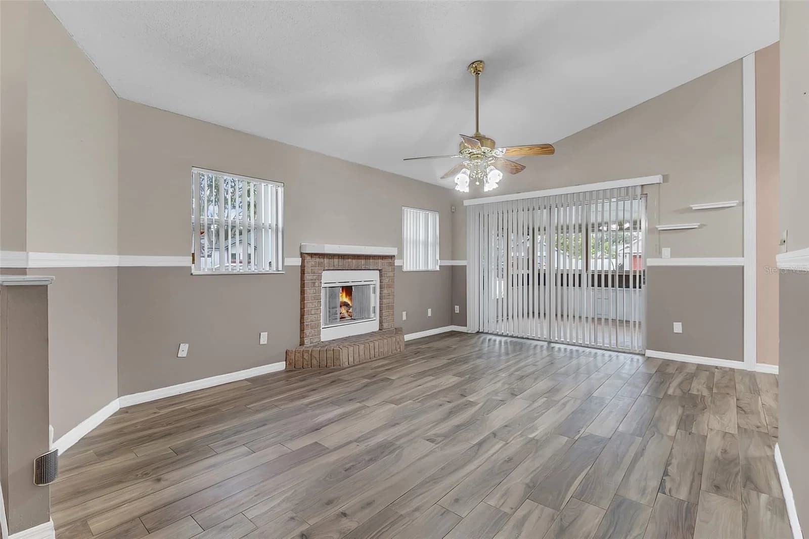 2601 BRIANA Court 4